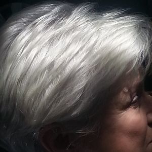 Meet your Posher, Charolett